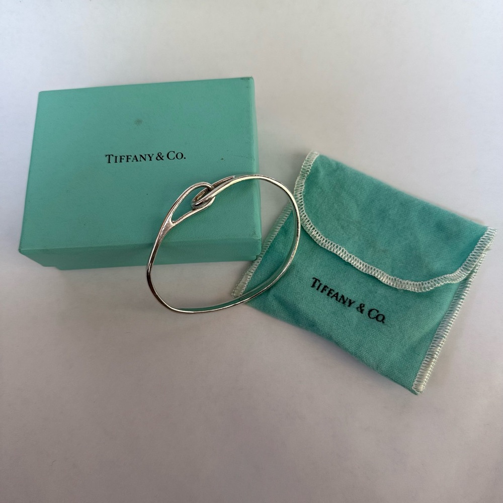 Sterling Silver Tiffany & Co. Retired Interlocking Infinity Bangle